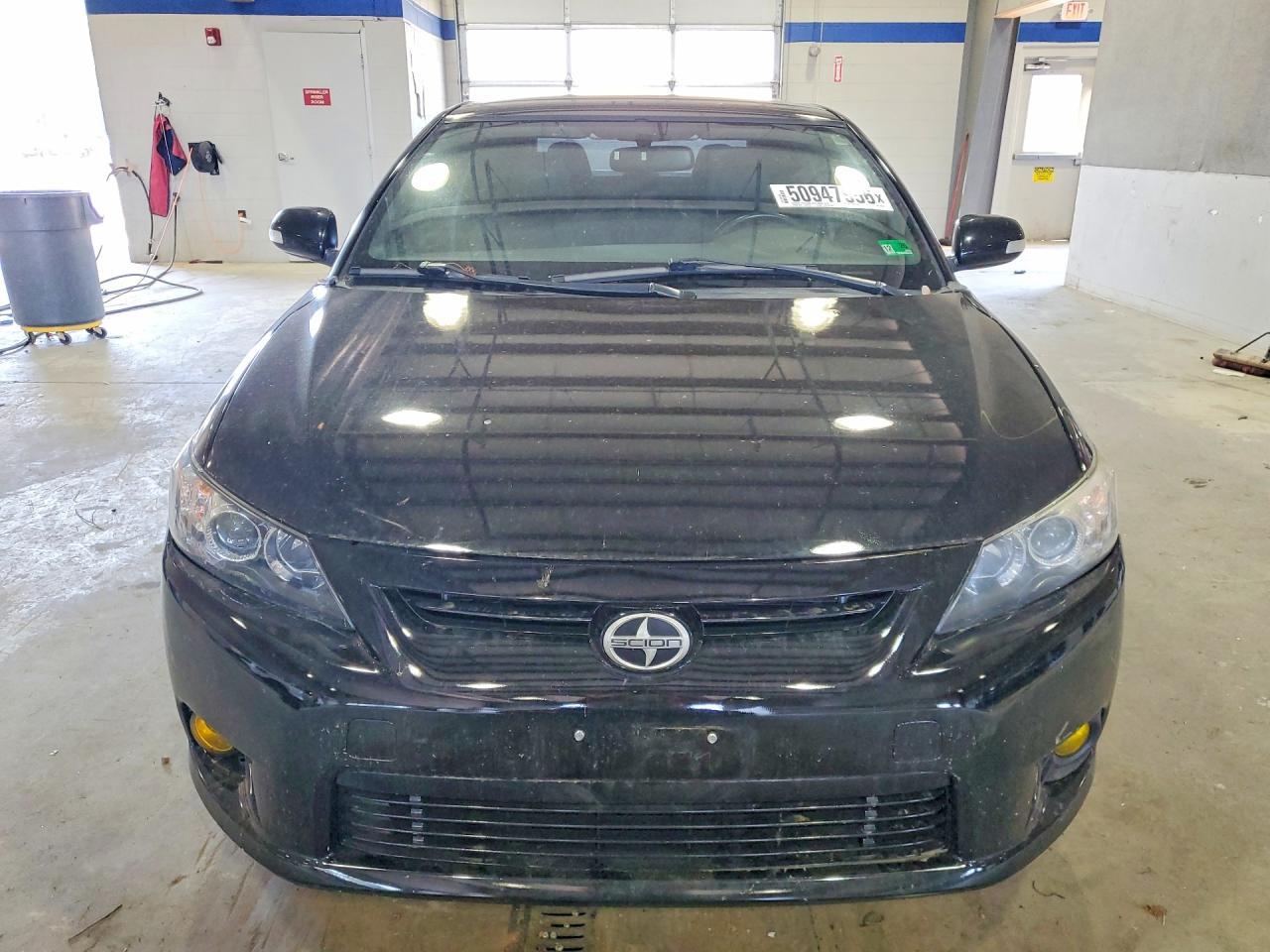 2011 Scion Tc Base - Фото 5