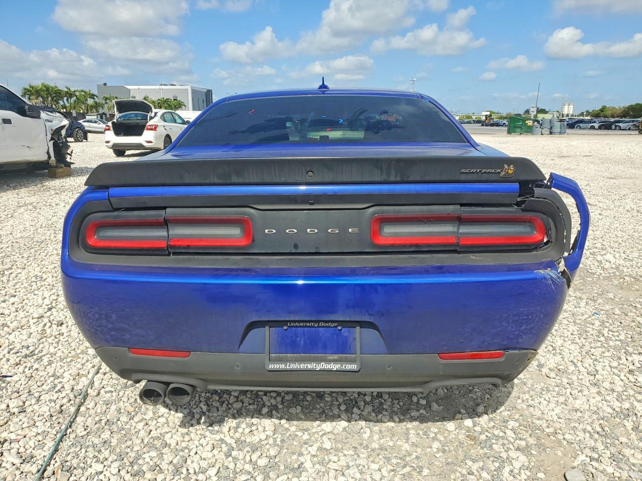 2022 Dodge Challenger R - Фото 6