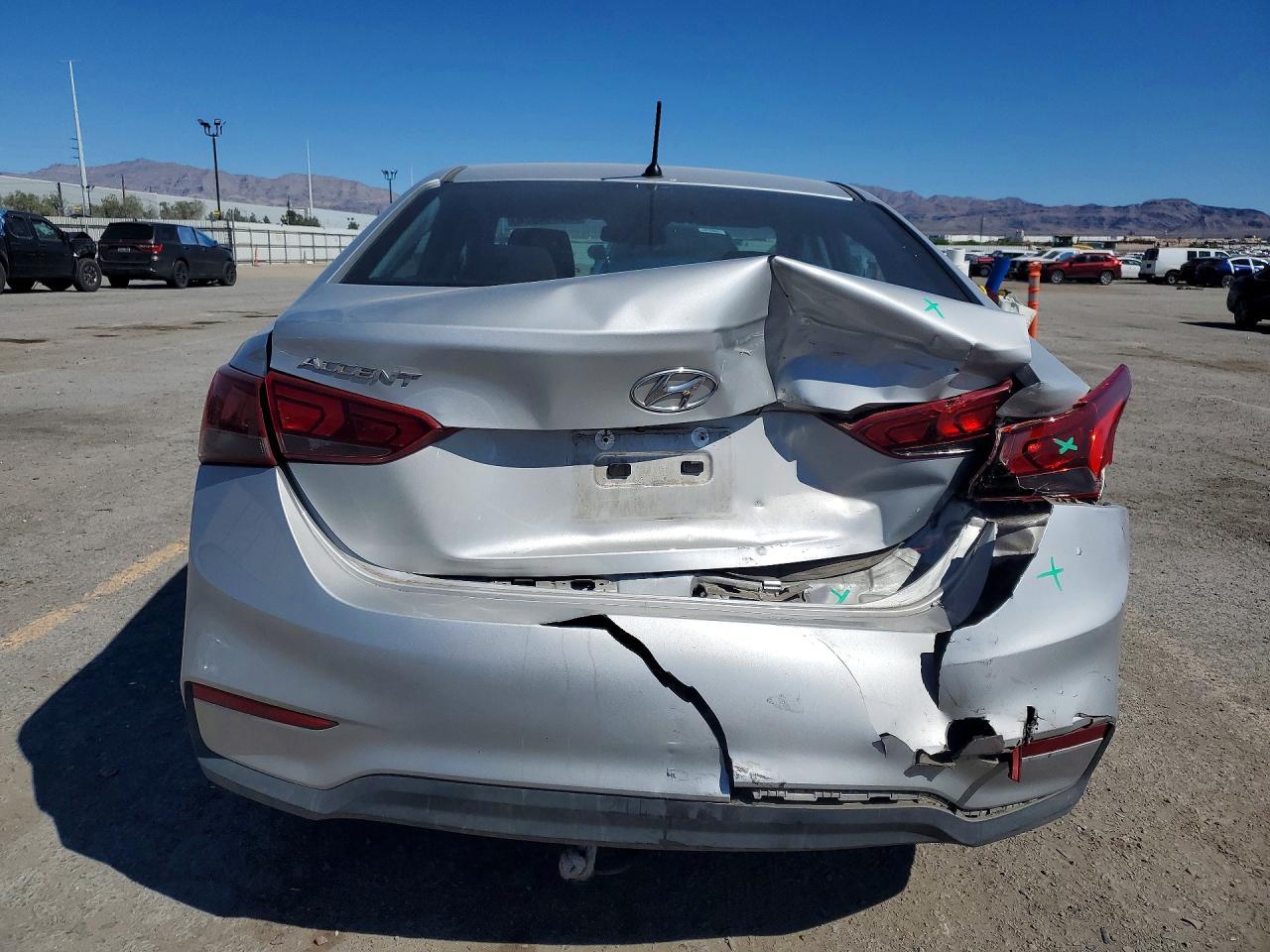 2021 Hyundai Accent Se - Фото 6