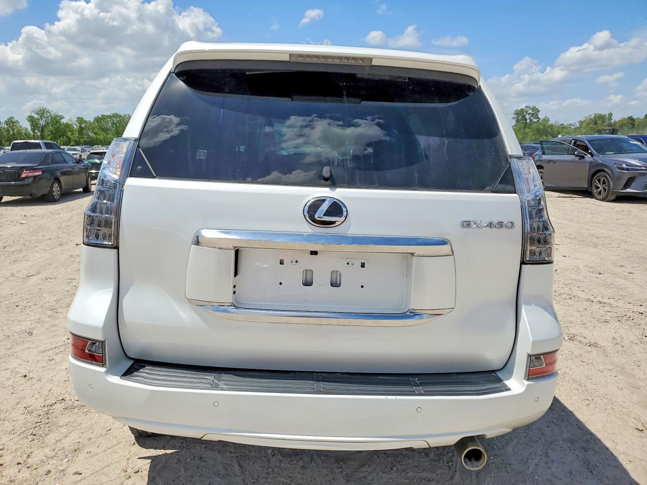 2023 Lexus Gx 460 - Image 6