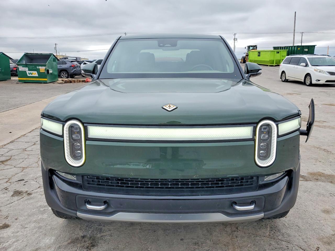 2023 Rivian R1T Adventure - Фото 5