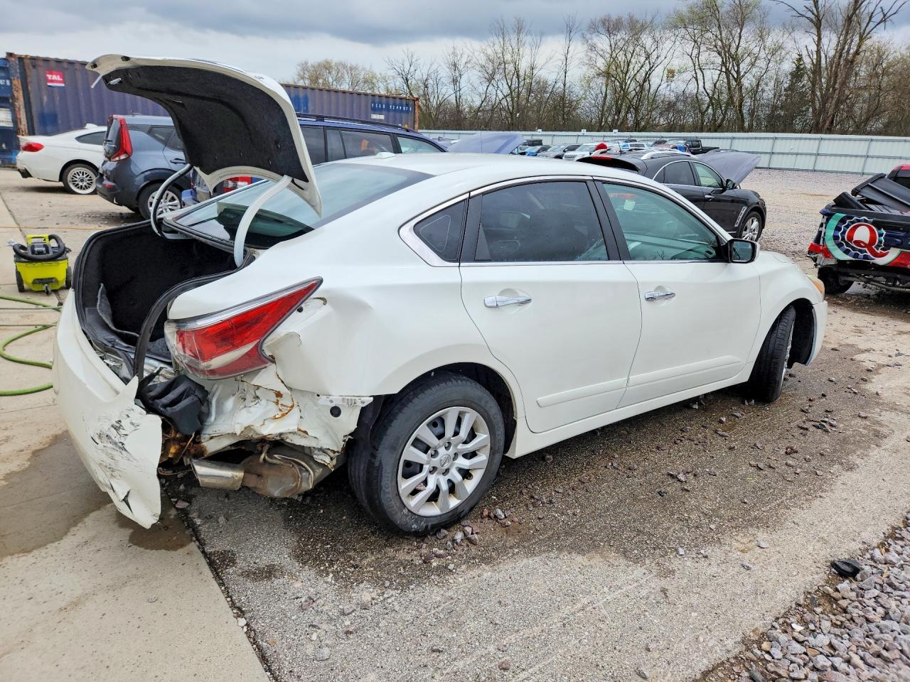 2015 Nissan Altima 2.5 S - Фото 3