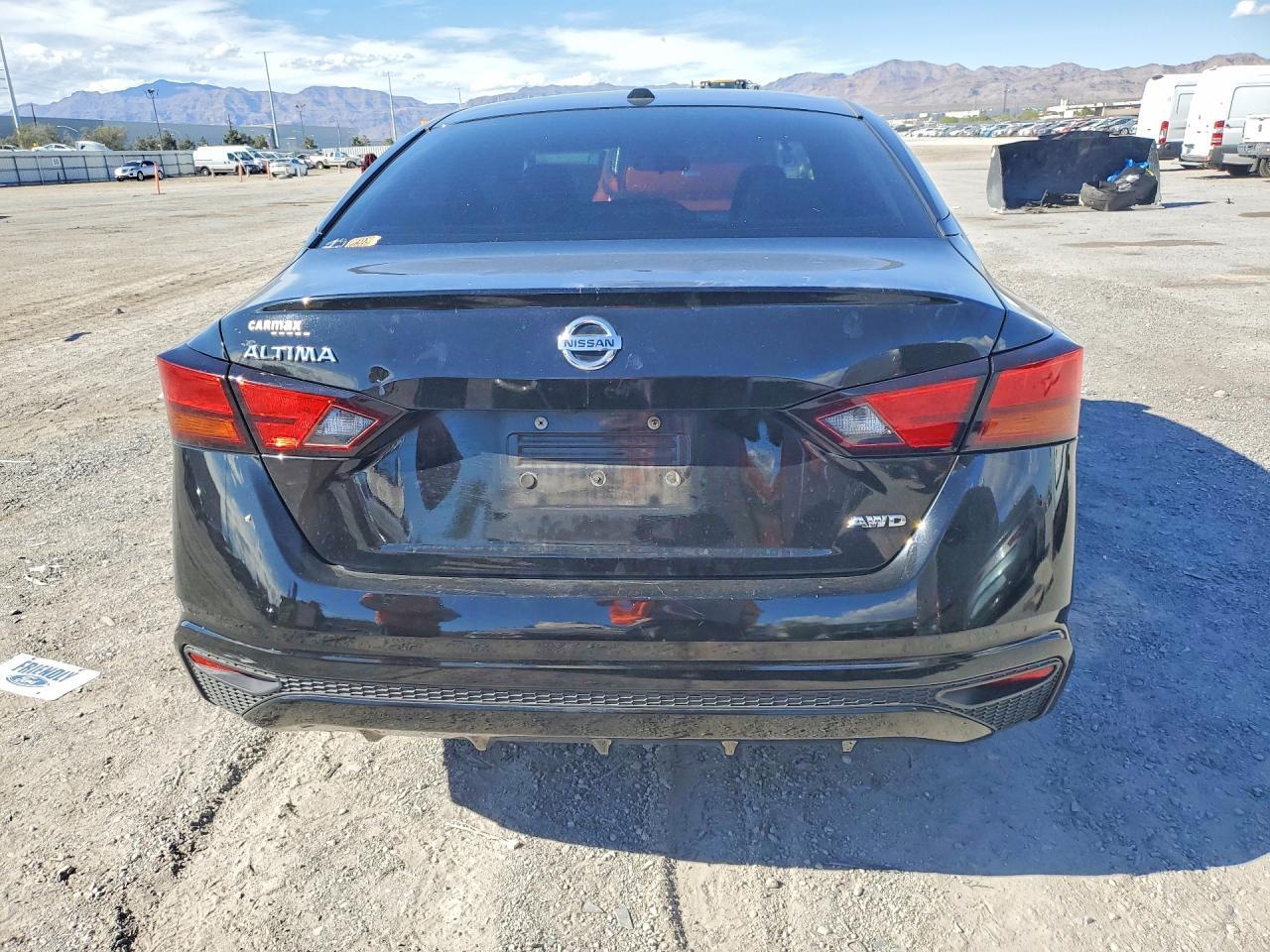2019 Nissan Altima S - Фото 6