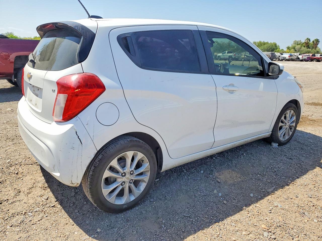 2020 Chevrolet Spark - Фото 3