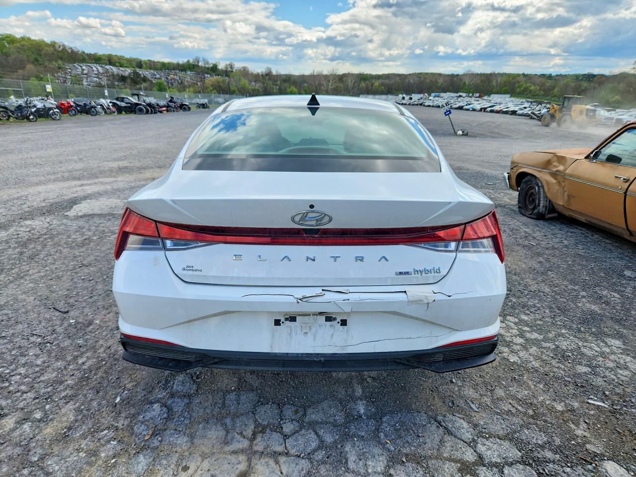 2023 Hyundai Elantra Blue - Фото 6