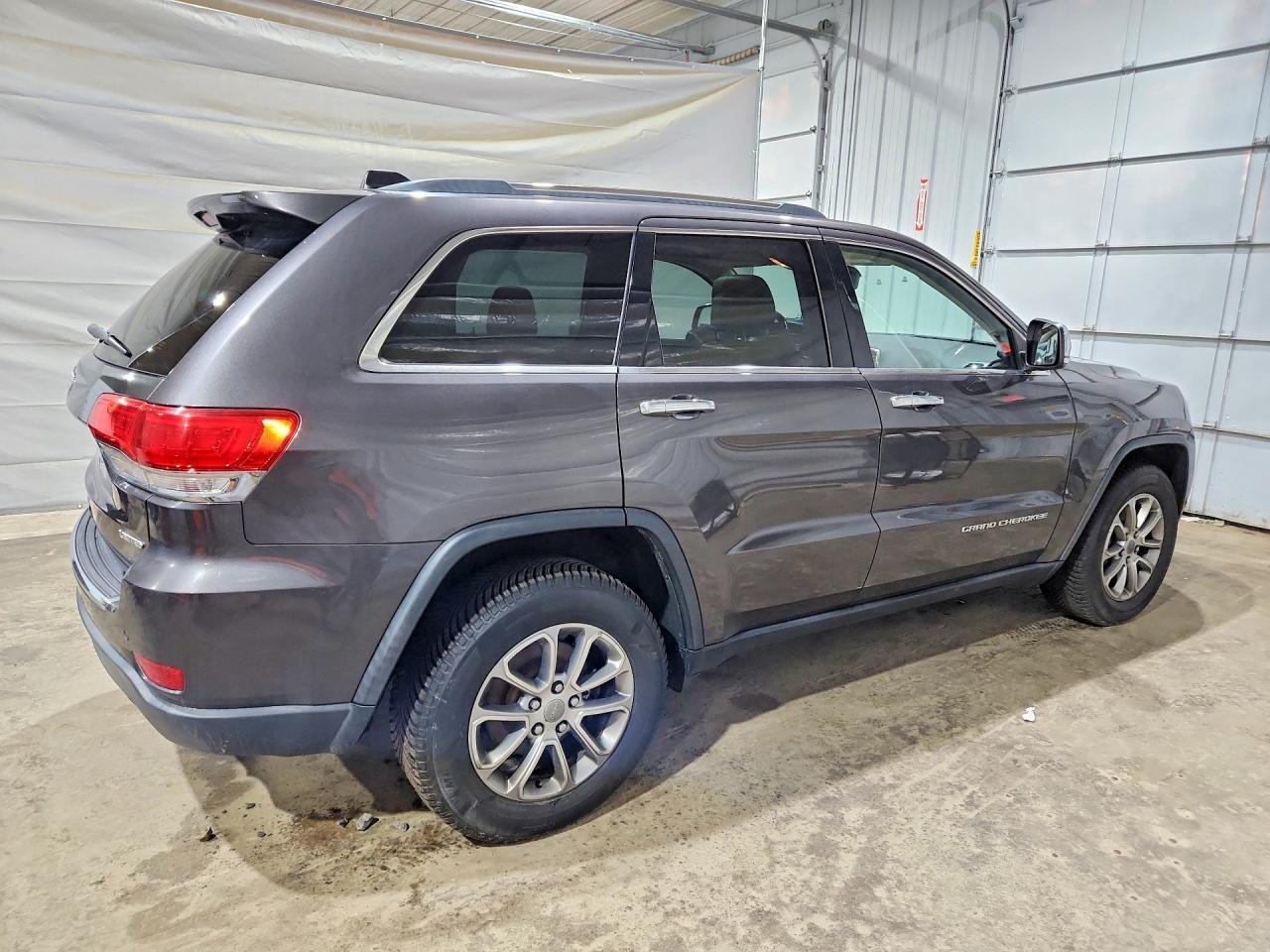 2015 Jeep Grand Cherokee - Image 3