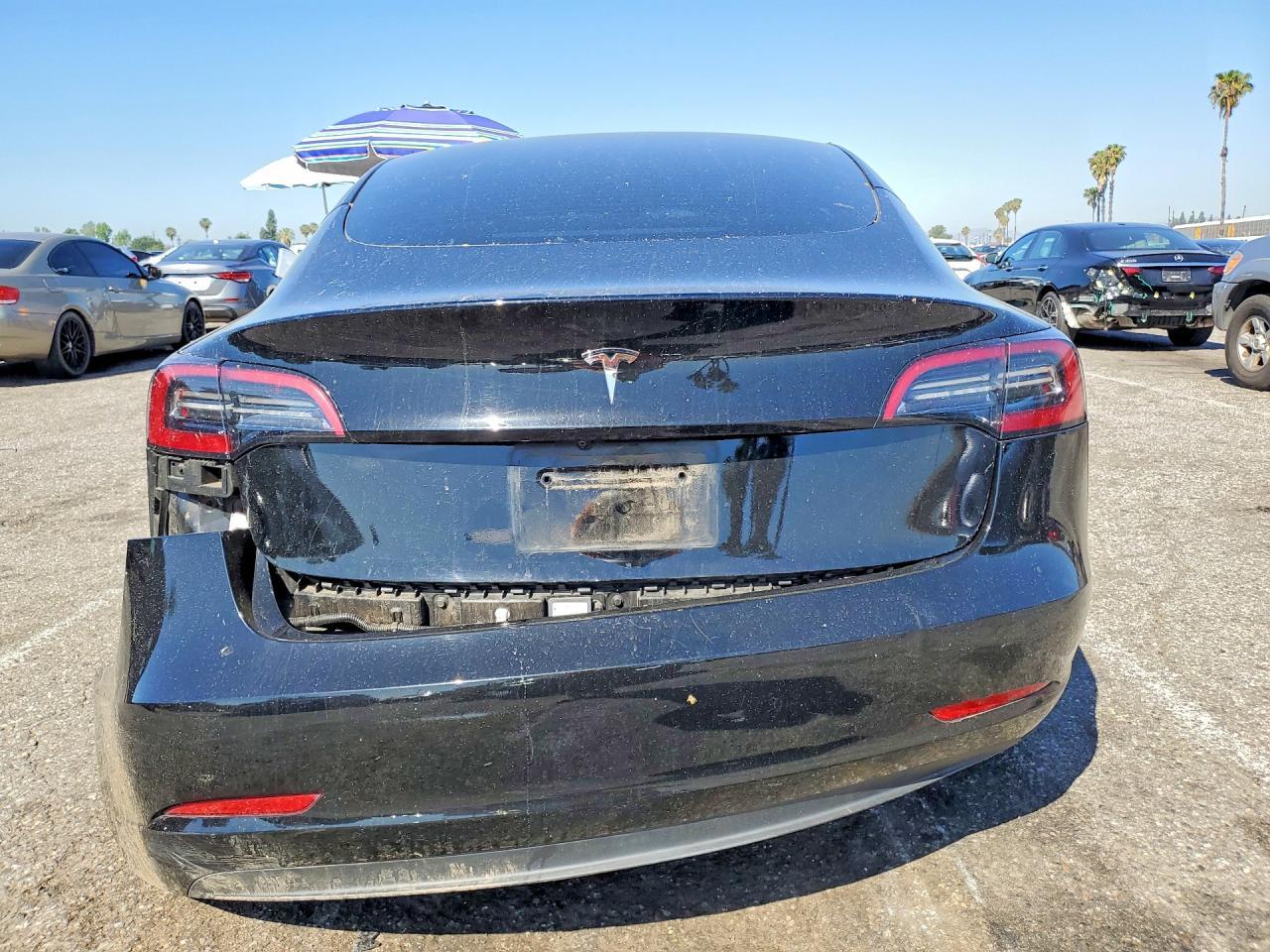 2023 Tesla Model 3 - Image 6