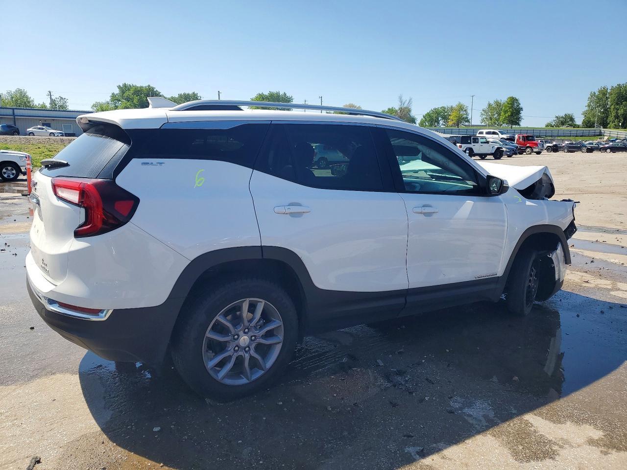 2024 GMC Terrain Slt - Фото 3