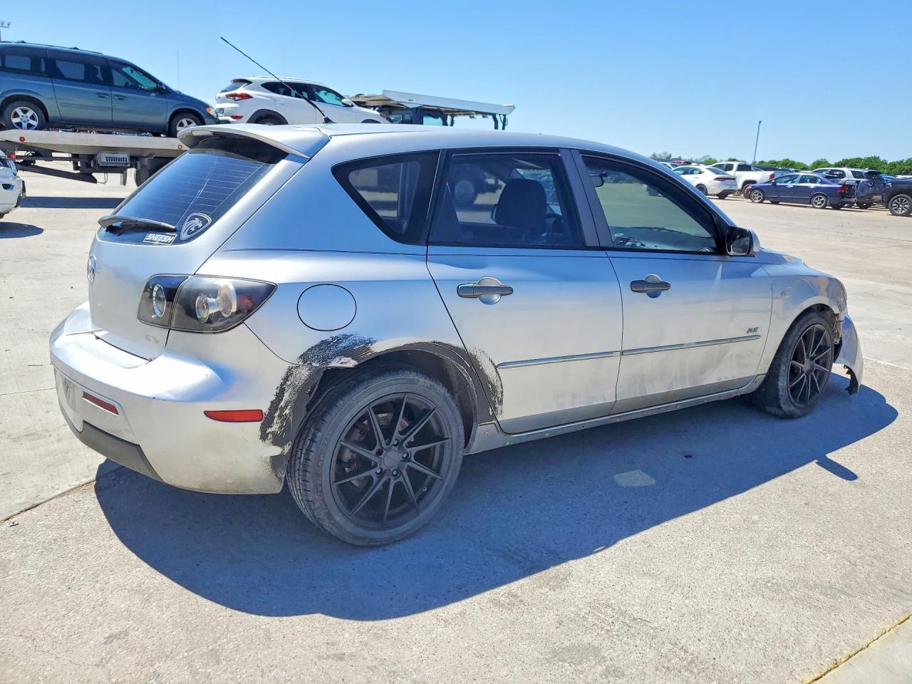 2007 Mazda 3 Hatchback - Фото 3