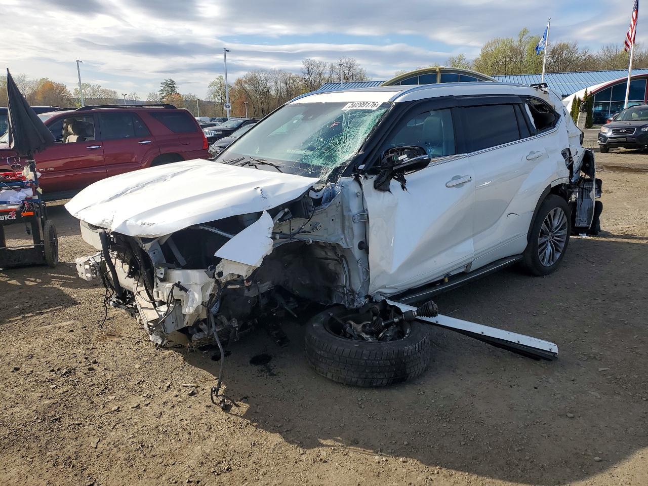 2021 Toyota Highlander Platinum
