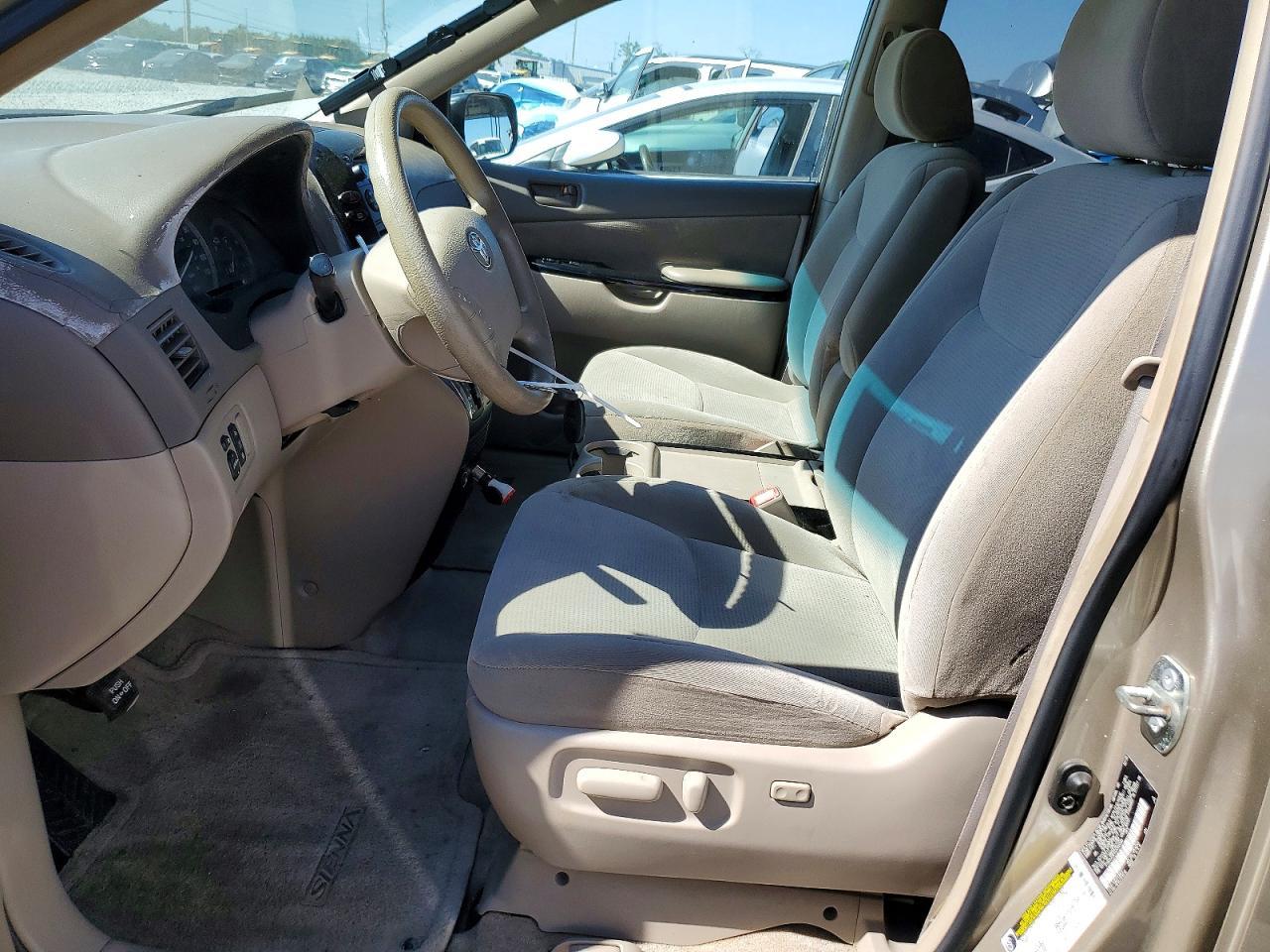 2005 Toyota Sienna Le 7 Passenger - Фото 7