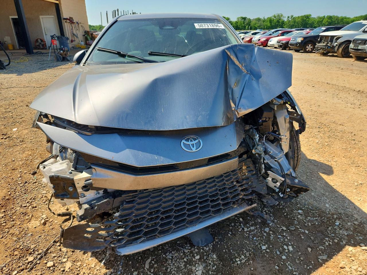2025 Toyota Camry Se - Фото 5
