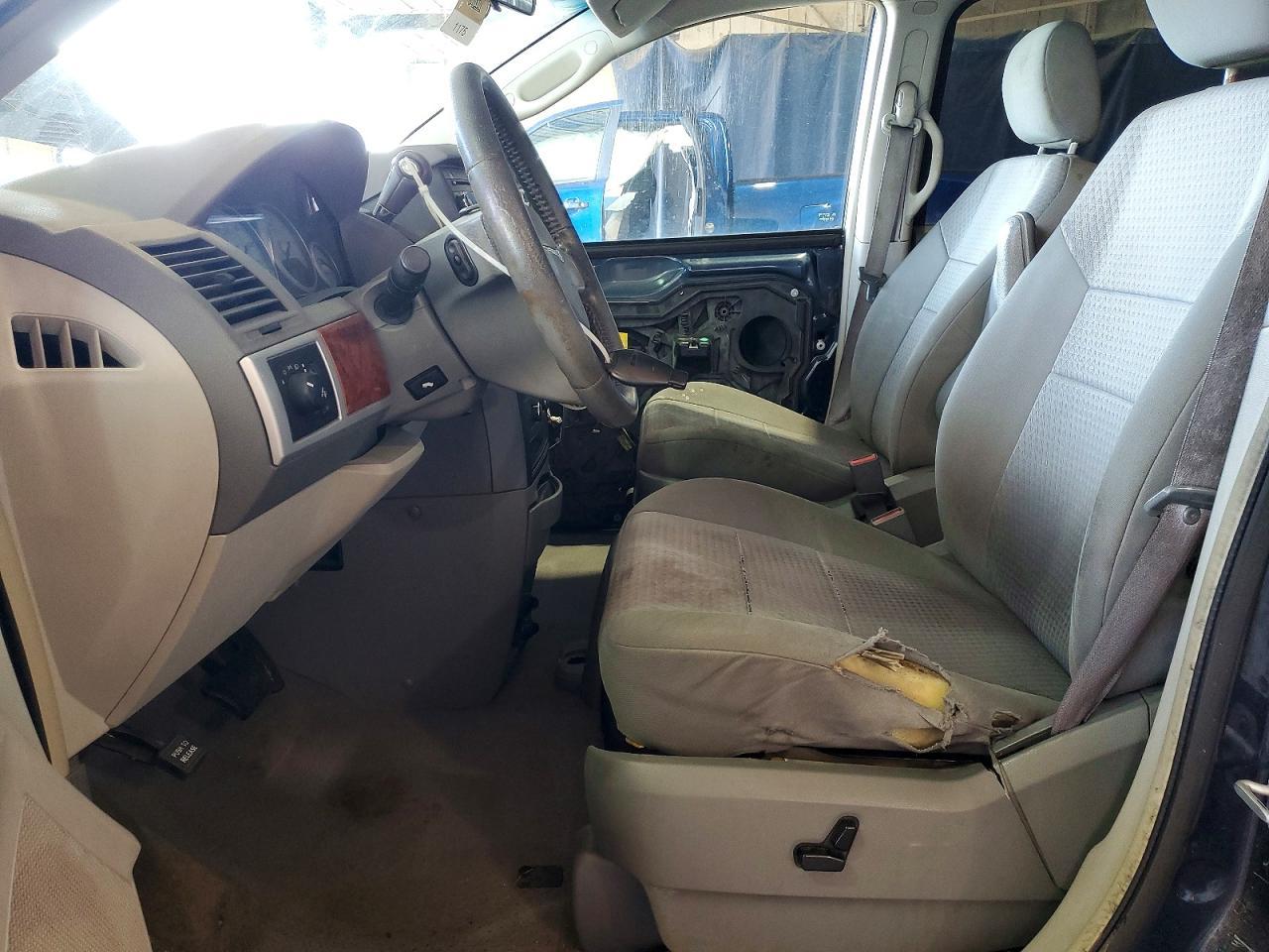 2008 Chrysler Town & Country Touring - Фото 7