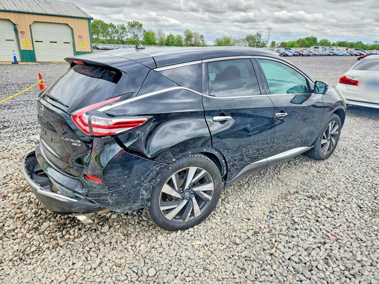 2016 Nissan Murano S - Фото 3