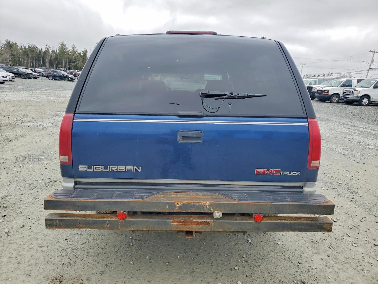 1997 GMC Suburban K1500 - Image 6