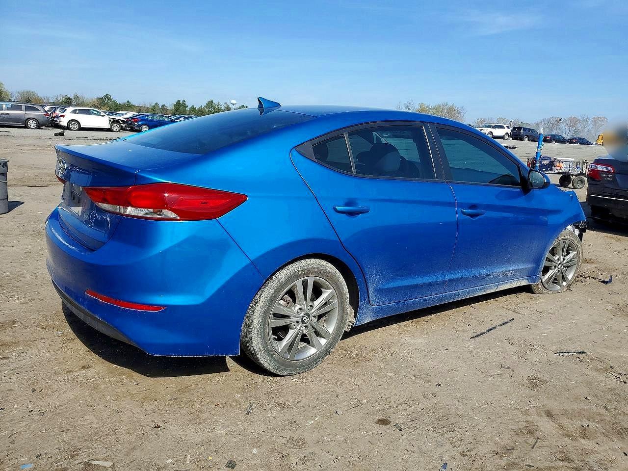 2018 Hyundai Elantra Sel - Фото 3