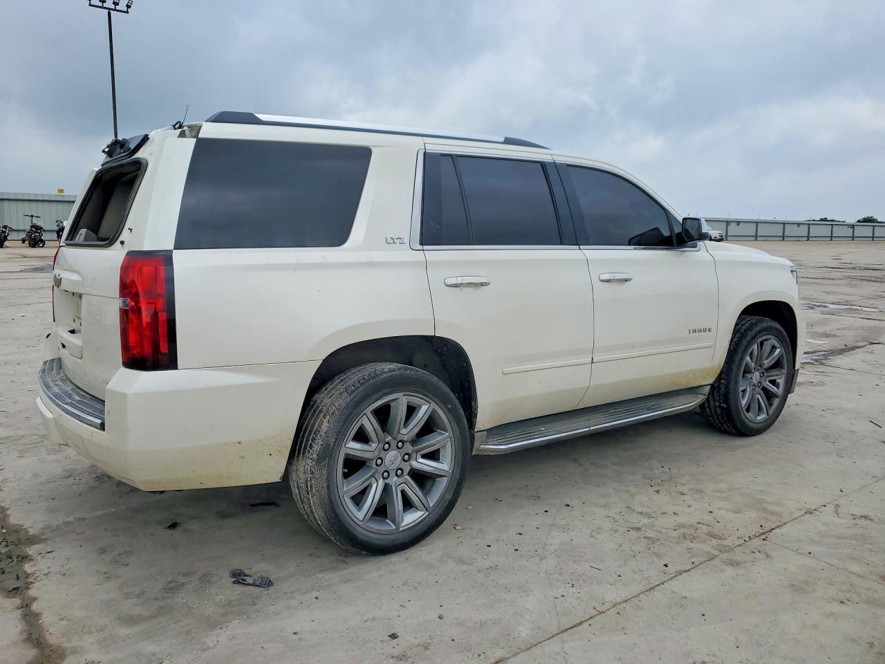 2015 Chevrolet Tahoe C1500 Ltz - Фото 3