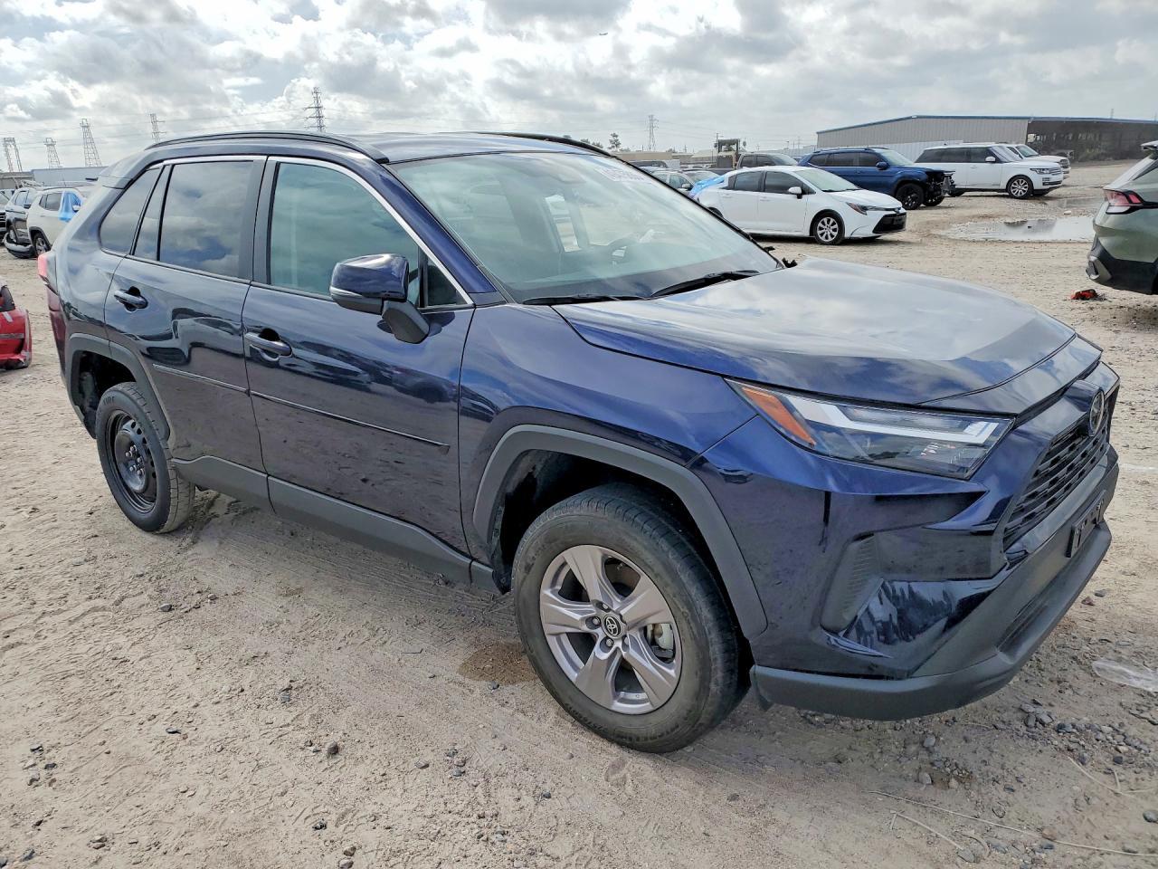 2025 Toyota Rav4 Xle - Фото 4