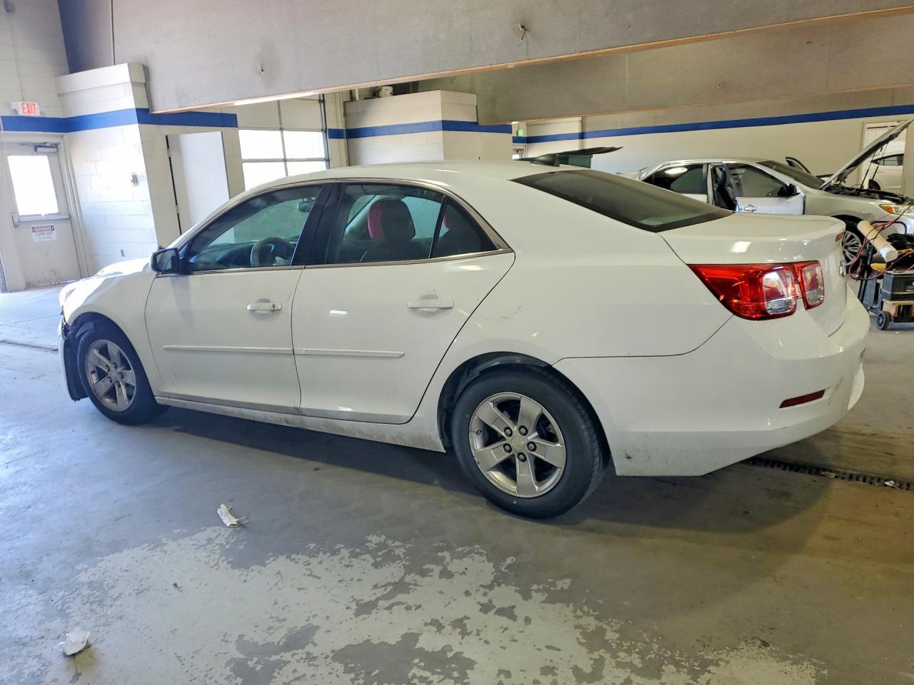 2013 Chevrolet Malibu - Фото 2