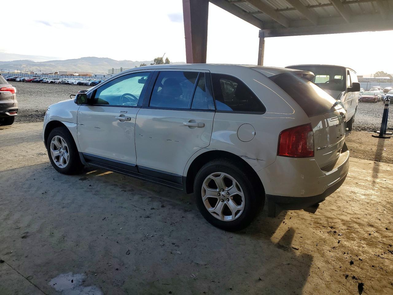 2013 Ford Edge Sel - Image 2