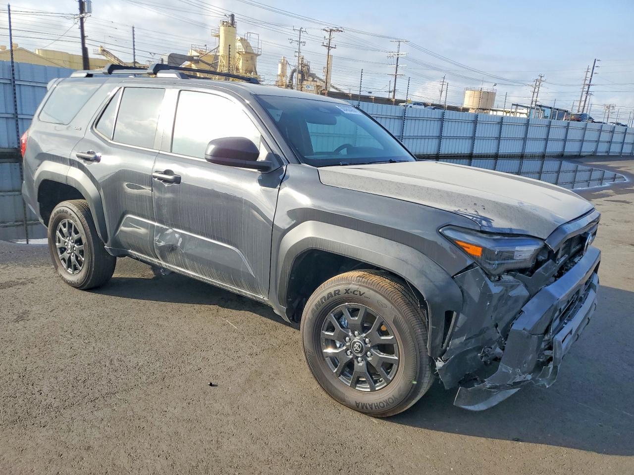 2025 Toyota 4Runner Sr5 - Image 4