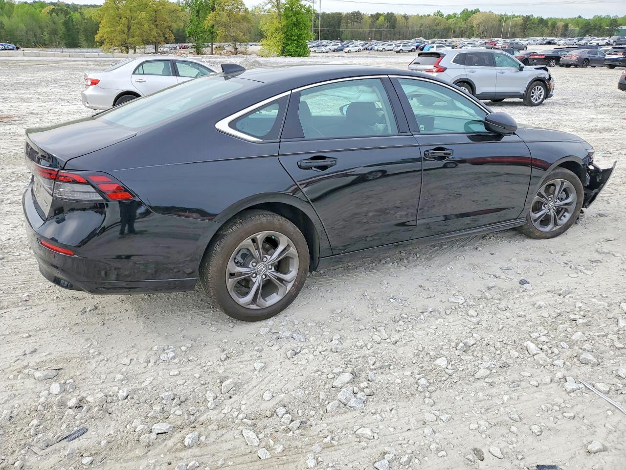 2023 Honda Accord Hybrid Exl - Image 3