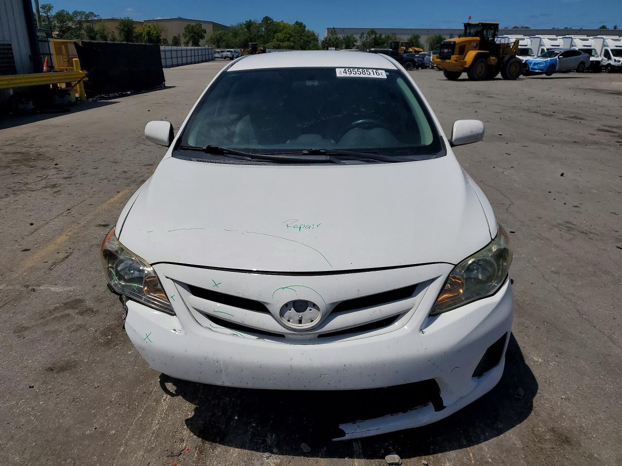 2013 Toyota Corolla L - Фото 5