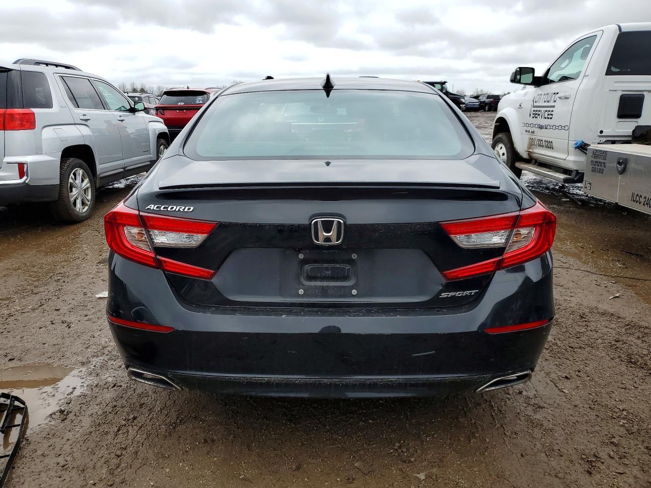 2022 Honda Accord Sport - Image 6