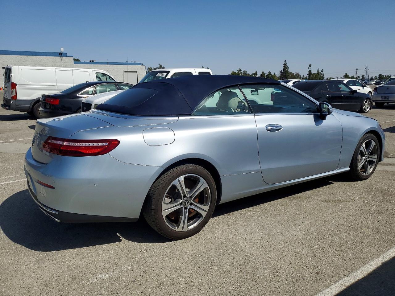 2018 Mercedes-Benz E 400 - Фото 3