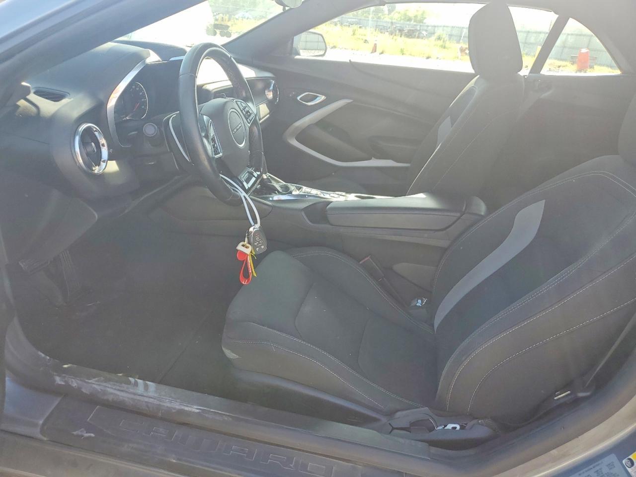 2020 Chevrolet Camaro Ls - Фото 7