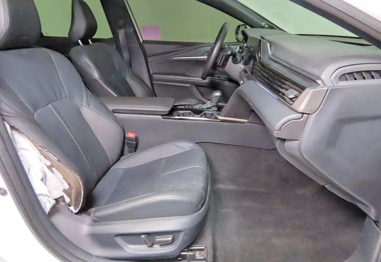 2025 Toyota Camry Xse - Image 5
