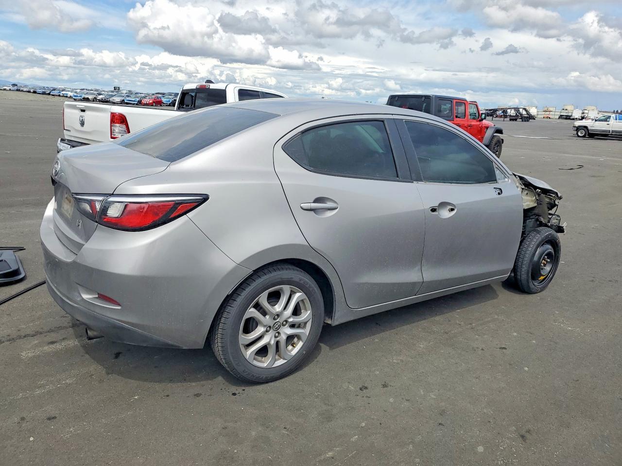 2016 Scion Ia Base - Image 3