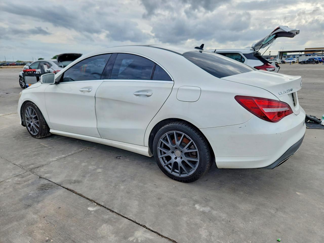 2018 Mercedes-Benz Cla 250 4Matic - Фото 2
