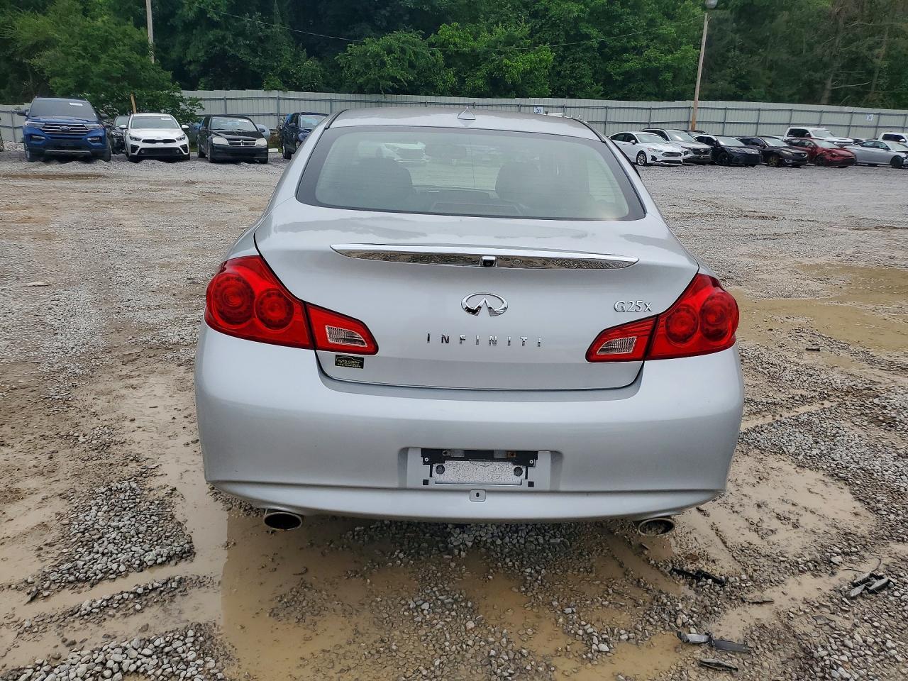 2011 Infiniti G25 Sedan X - Фото 6
