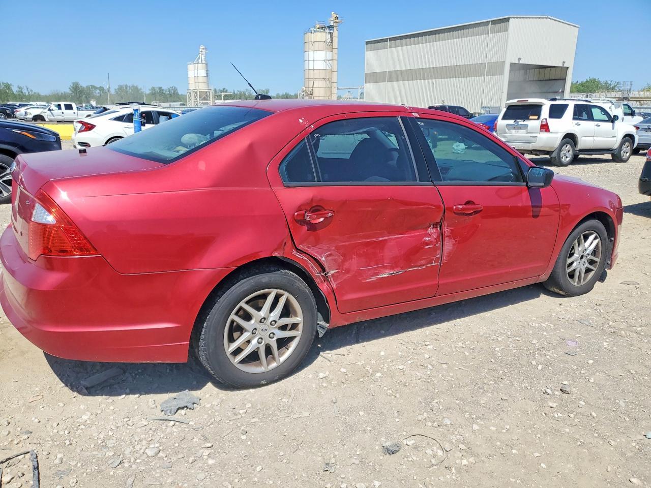 2010 Ford Fusion S - Фото 3