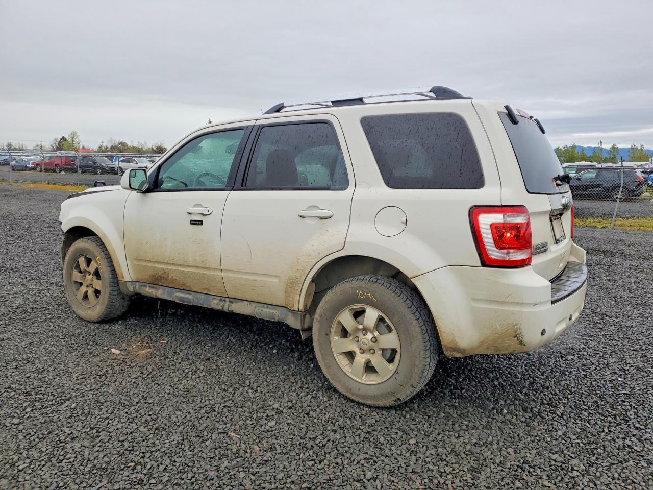 2012 Ford Escape Limited - Фото 2