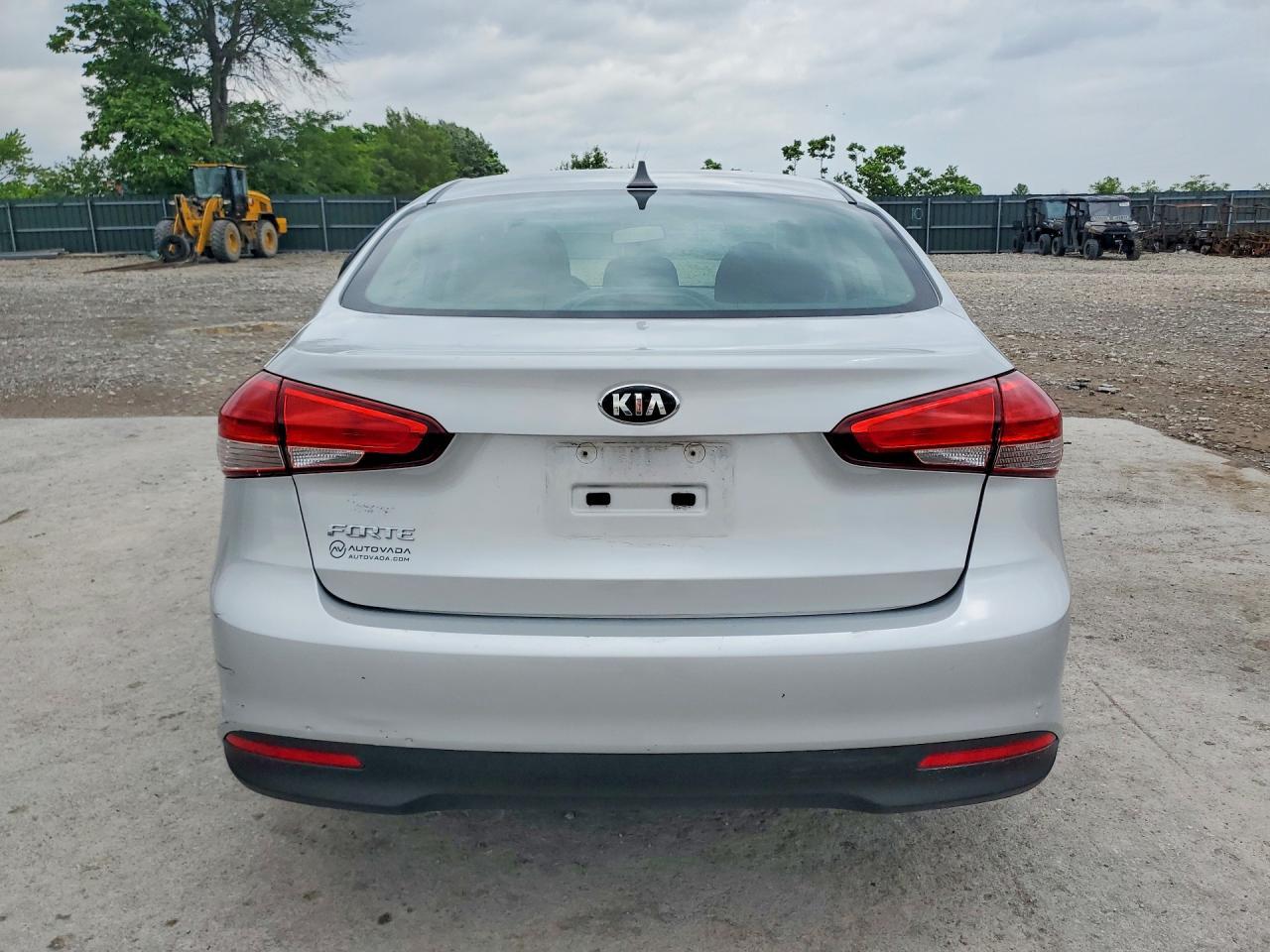 2018 Kia Forte Lx - Image 6