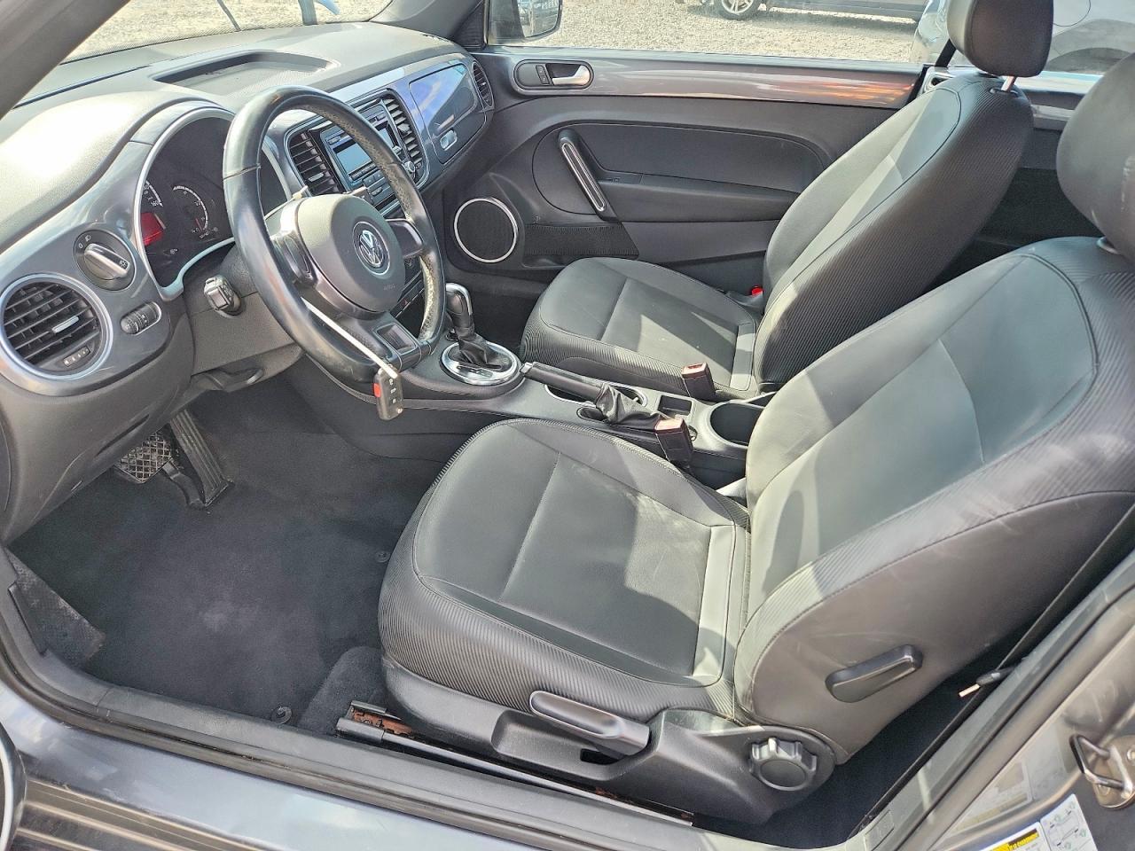 2013 Volkswagen Beetle - Фото 7