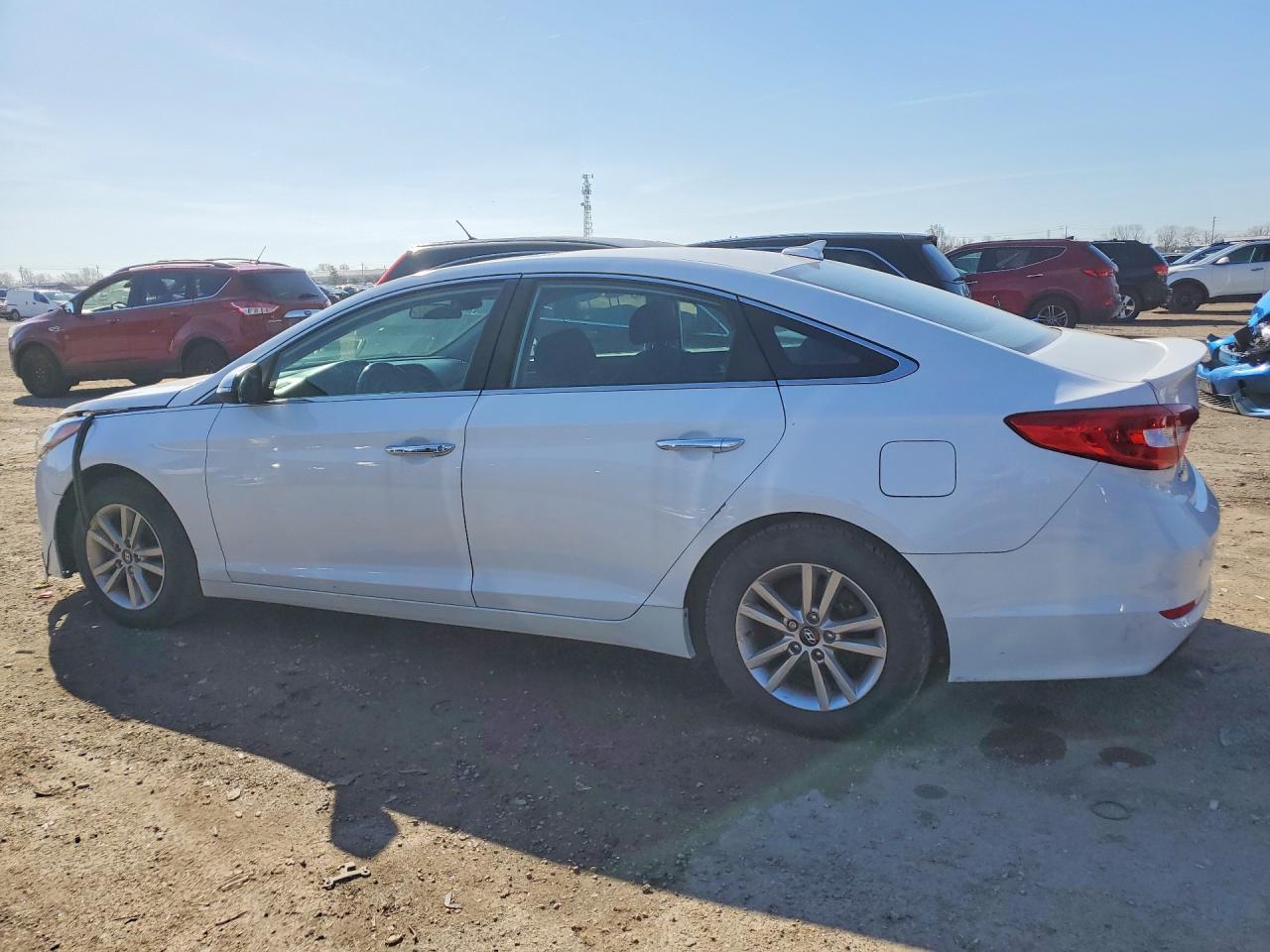 2016 Hyundai Sonata Se - Image 2