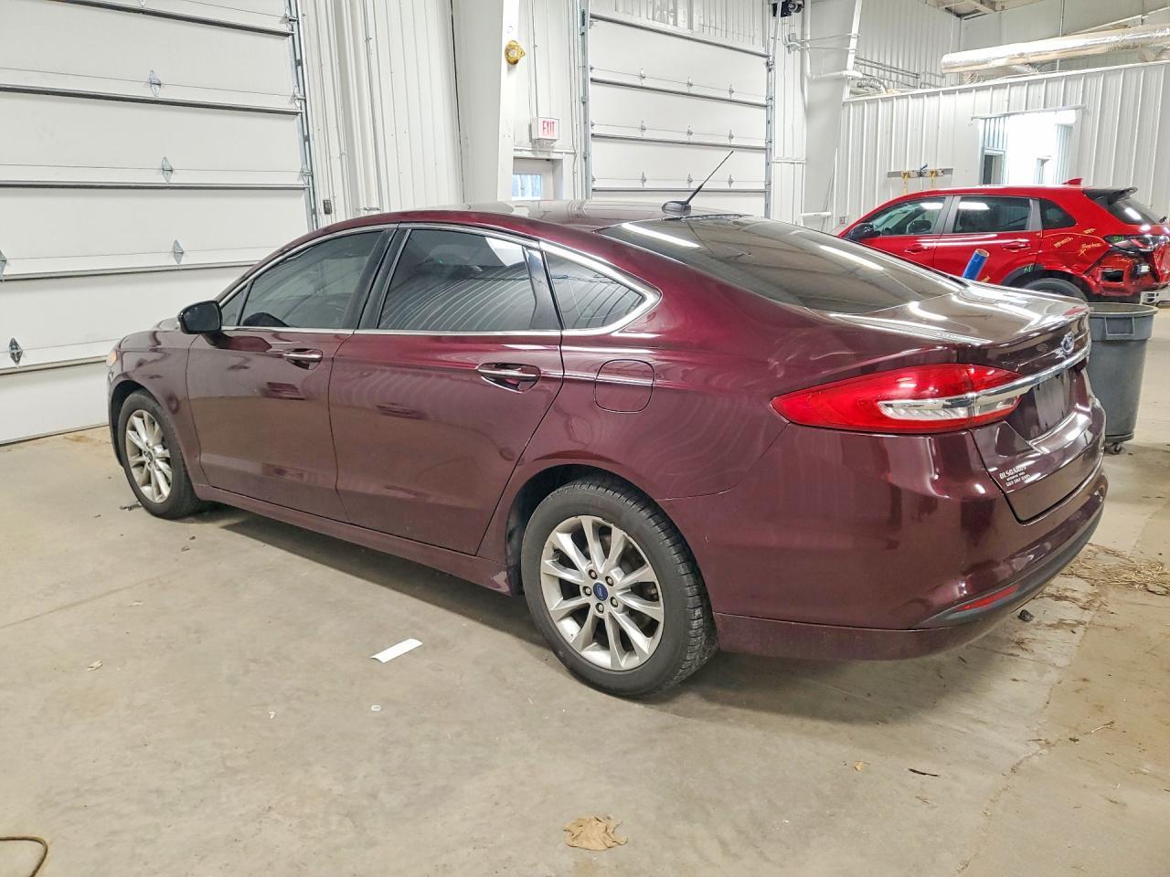 2017 Ford Fusion Se - Фото 2