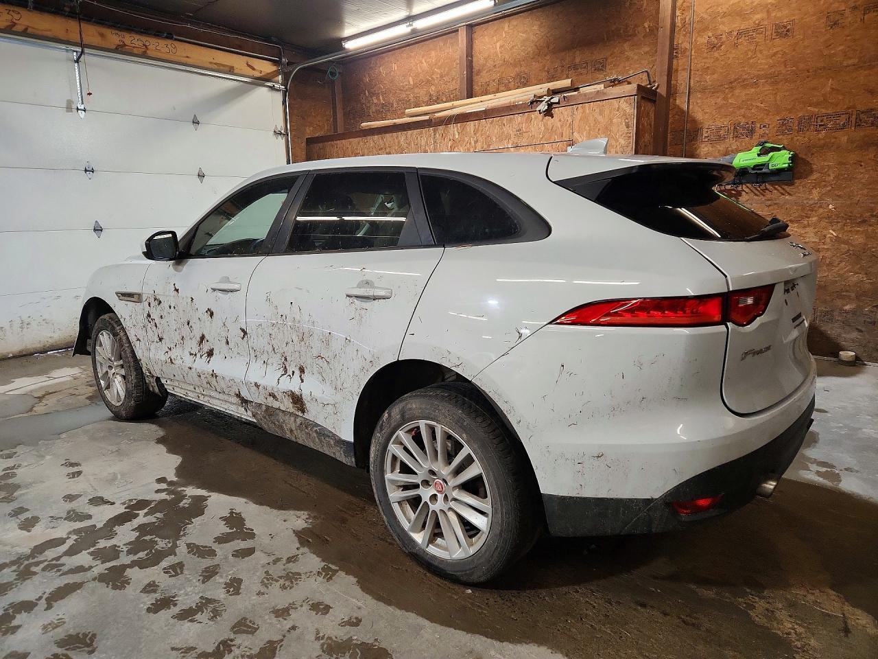 2018 Jaguar F-Pace Premium - Фото 2