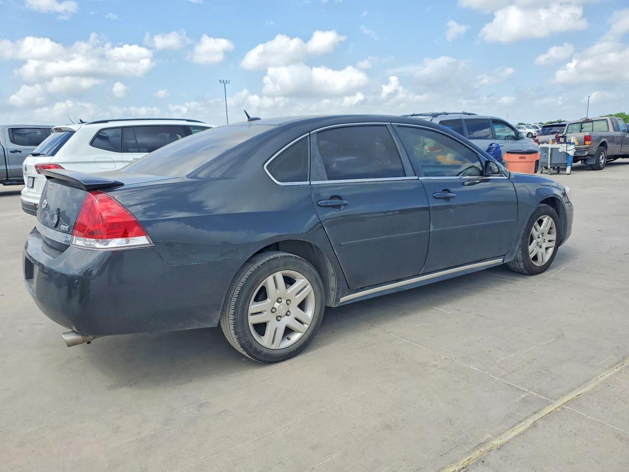 2015 Chevrolet Impala Limited Lt - Image 3