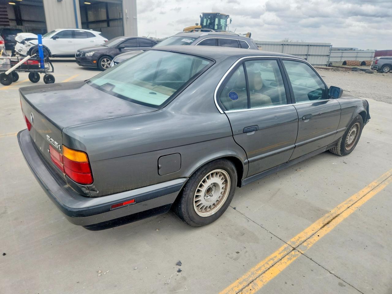1989 BMW 525 I Automatic - Фото 3
