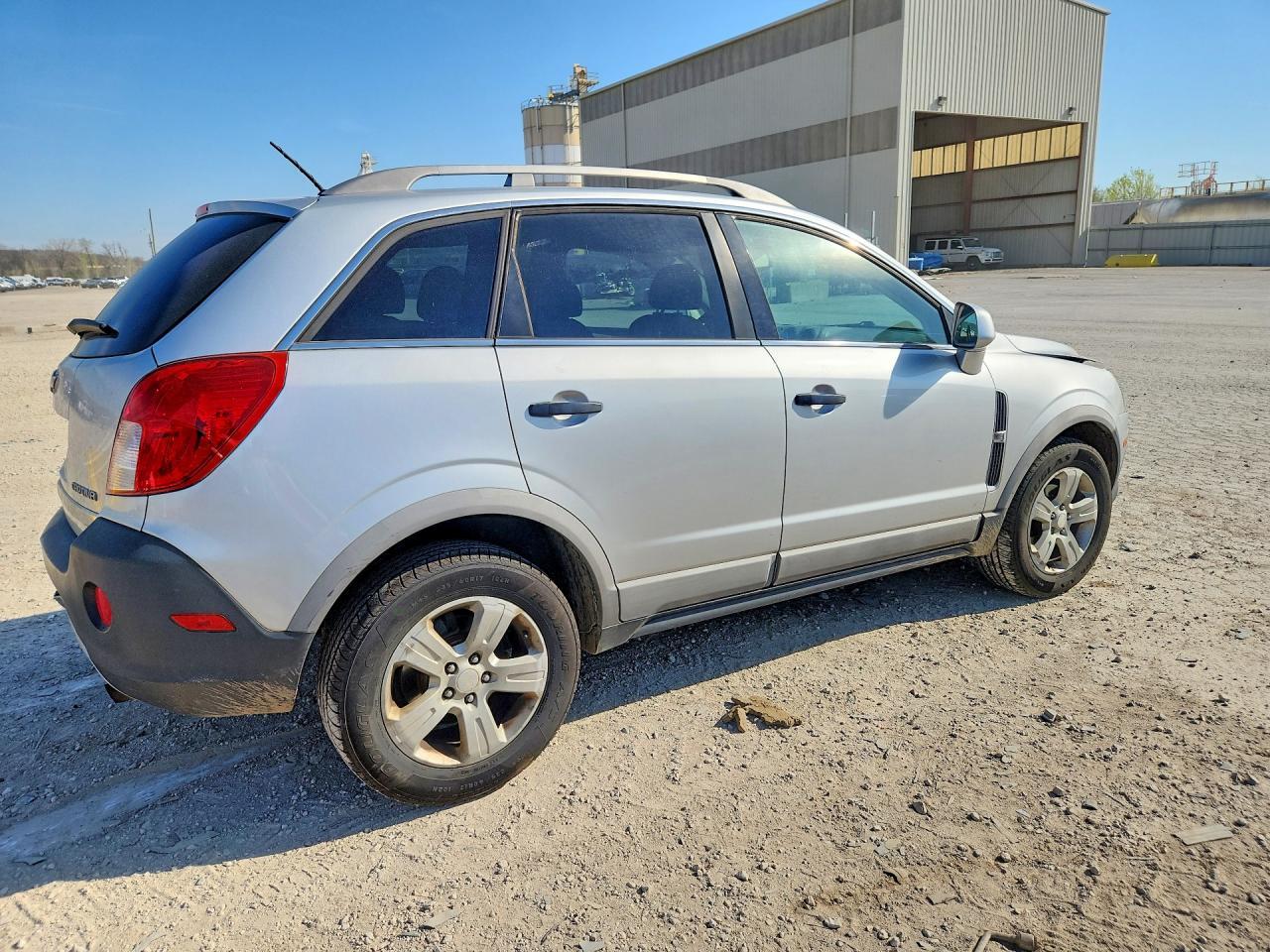 2014 Chevrolet Captiva Ls - Image 3