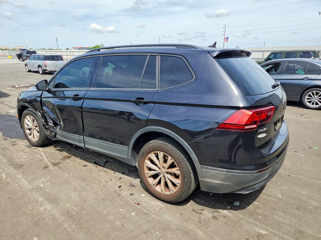 2020 Volkswagen Tiguan S - Image 2