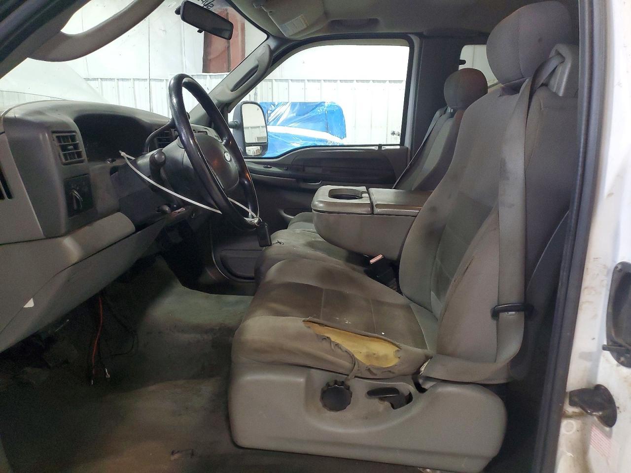 2004 Ford F-250 - Фото 7