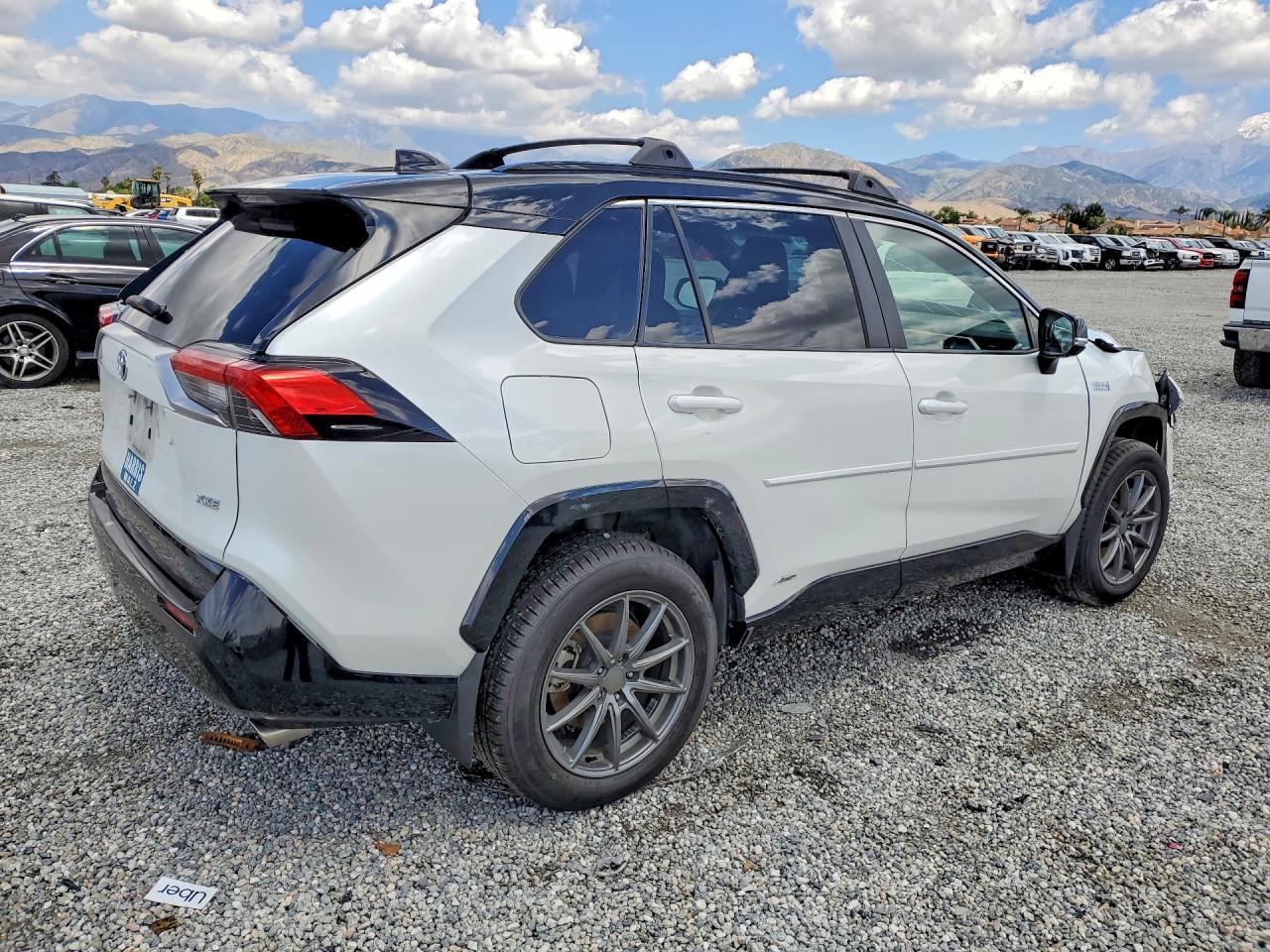 2023 Toyota Rav4 Prime Xse - Фото 3