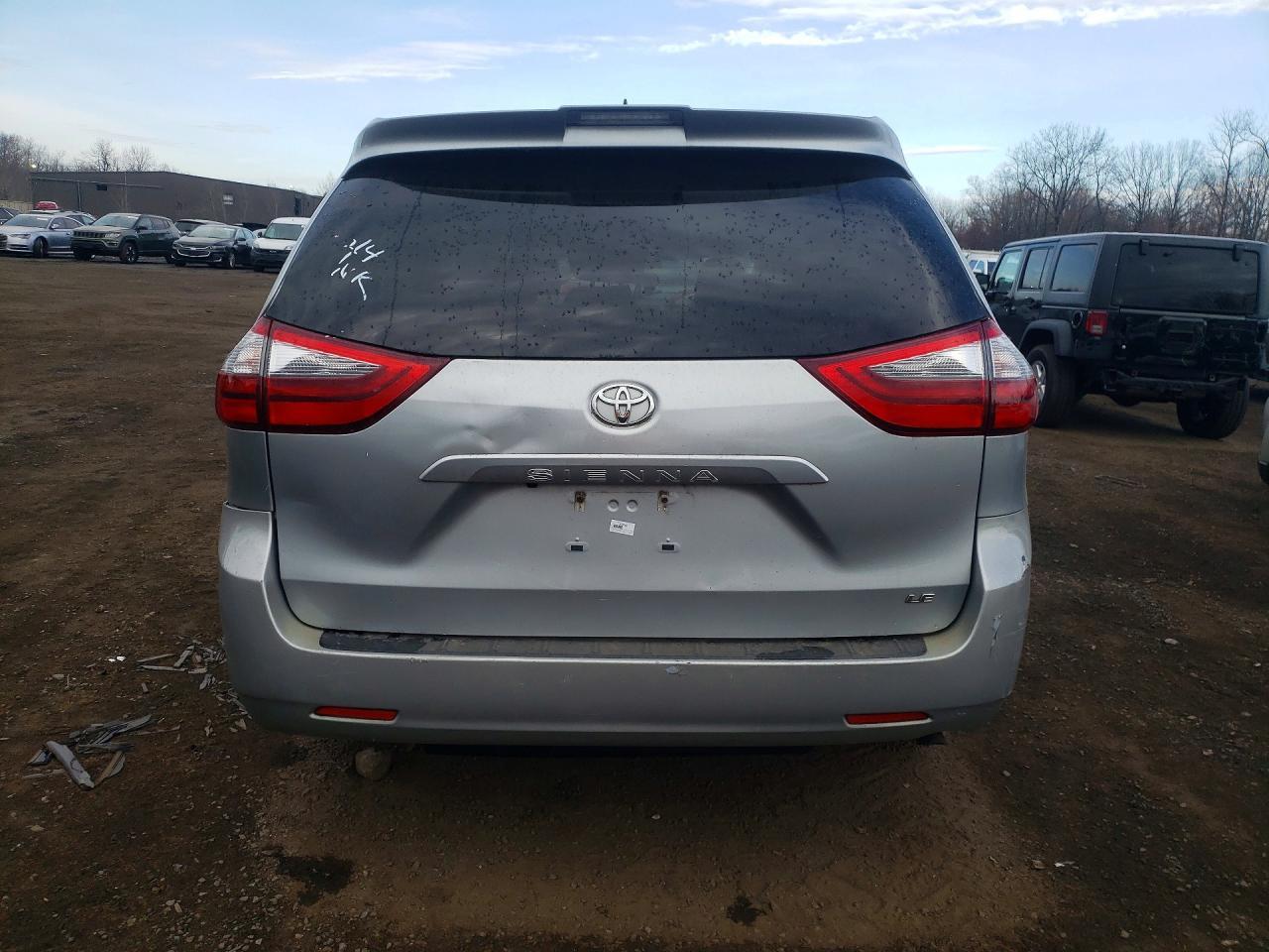 2020 Toyota Sienna L 7-Passenger - Фото 6