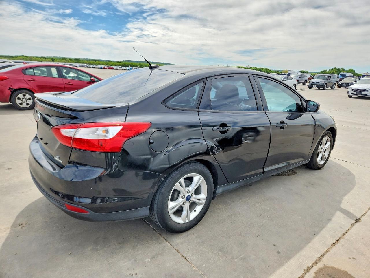 2014 Ford Focus Se - Image 3