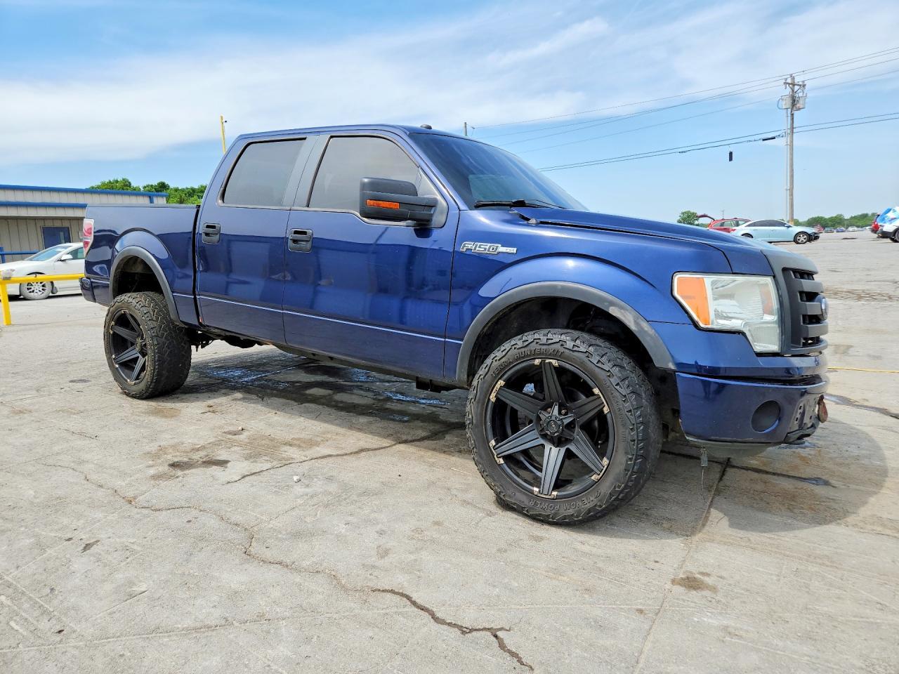 2009 Ford F150 Supercrew - Image 4